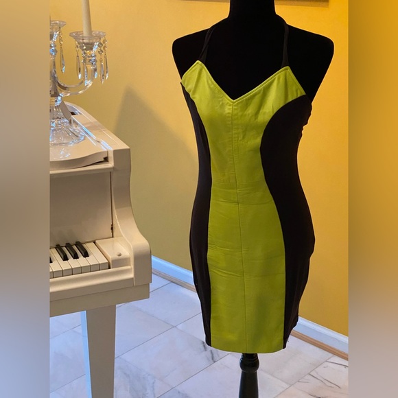 Leather and Lycra dress - Picture 2 of 10